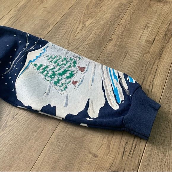 Intimate Details Intimes Christmas Scene Sweater Size 14/16 - Picture 7 of 8